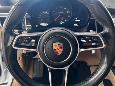2017 Porsche Macan   - Photo 17 - Grand Rapids, MI 49548