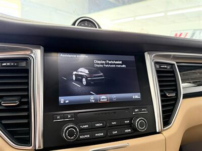 2017 Porsche Macan   - Photo 25 - Grand Rapids, MI 49548