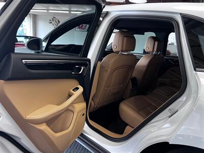 2017 Porsche Macan   - Photo 30 - Grand Rapids, MI 49548