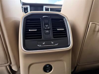 2017 Porsche Macan   - Photo 38 - Grand Rapids, MI 49548