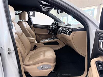 2017 Porsche Macan   - Photo 30 - Grand Rapids, MI 49548