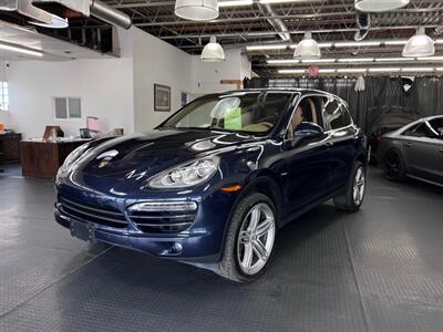 2013 Porsche Cayenne Diesel   - Photo 2 - Grand Rapids, MI 49548