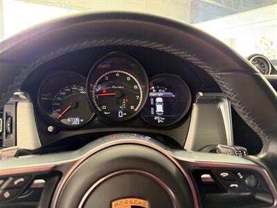 2020 Porsche Macan Turbo   - Photo 38 - Grand Rapids, MI 49548