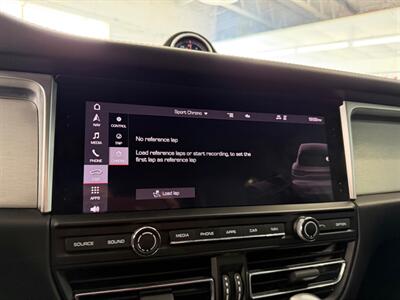 2020 Porsche Macan Turbo   - Photo 46 - Grand Rapids, MI 49548