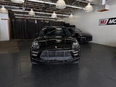 2020 Porsche Macan Turbo   - Photo 4 - Grand Rapids, MI 49548