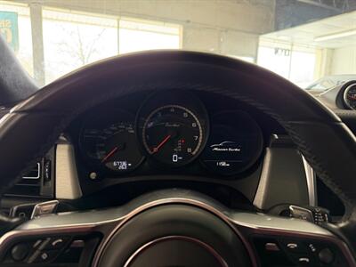 2020 Porsche Macan Turbo   - Photo 32 - Grand Rapids, MI 49548