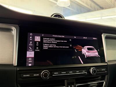 2020 Porsche Macan Turbo   - Photo 47 - Grand Rapids, MI 49548