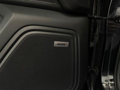 2020 Porsche Macan Turbo   - Photo 34 - Grand Rapids, MI 49548