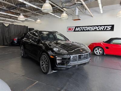 2020 Porsche Macan Turbo   - Photo 2 - Grand Rapids, MI 49548