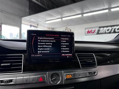 2014 Audi S8 4.0T quattro   - Photo 24 - Grand Rapids, MI 49548