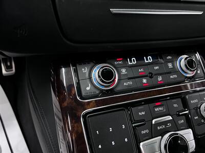 2014 Audi S8 4.0T quattro   - Photo 28 - Grand Rapids, MI 49548