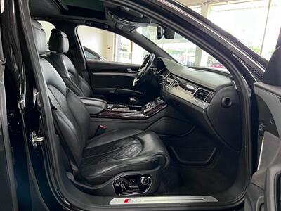 2014 Audi S8 4.0T quattro   - Photo 35 - Grand Rapids, MI 49548
