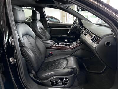 2014 Audi S8 4.0T quattro   - Photo 36 - Grand Rapids, MI 49548