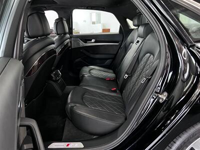2014 Audi S8 4.0T quattro   - Photo 42 - Grand Rapids, MI 49548