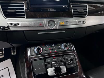 2014 Audi S8 4.0T quattro   - Photo 27 - Grand Rapids, MI 49548