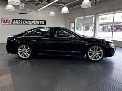 2014 Audi S8 4.0T quattro   - Photo 9 - Grand Rapids, MI 49548