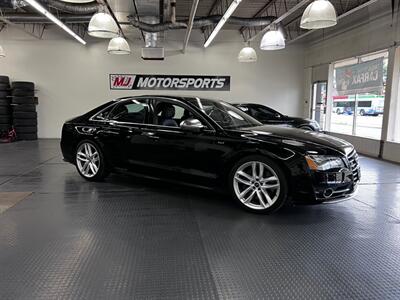 2014 Audi S8 4.0T quattro   - Photo 10 - Grand Rapids, MI 49548