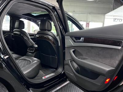 2014 Audi S8 4.0T quattro   - Photo 37 - Grand Rapids, MI 49548