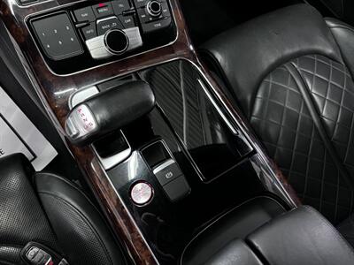 2014 Audi S8 4.0T quattro   - Photo 29 - Grand Rapids, MI 49548
