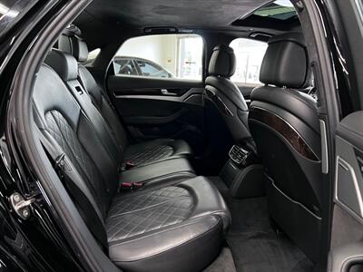2014 Audi S8 4.0T quattro   - Photo 38 - Grand Rapids, MI 49548