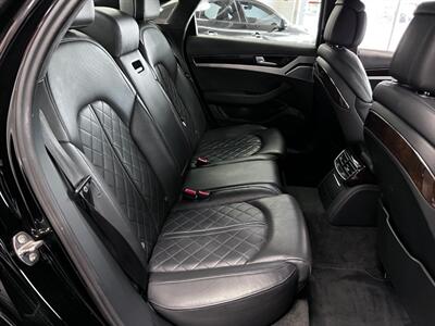 2014 Audi S8 4.0T quattro   - Photo 39 - Grand Rapids, MI 49548
