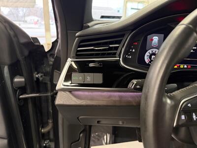 2020 Audi Q8 quattro Premium Plus 55 T   - Photo 28 - Grand Rapids, MI 49548