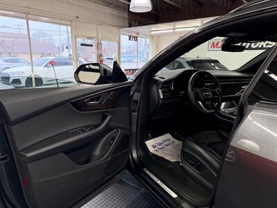 2020 Audi Q8 quattro Premium Plus 55 T   - Photo 17 - Grand Rapids, MI 49548