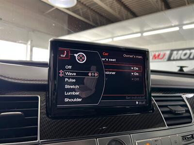 2017 Audi S8 plus 4.0T quattro   - Photo 39 - Grand Rapids, MI 49548
