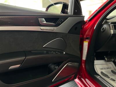 2017 Audi S8 plus 4.0T quattro   - Photo 20 - Grand Rapids, MI 49548