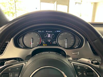 2017 Audi S8 plus 4.0T quattro   - Photo 32 - Grand Rapids, MI 49548
