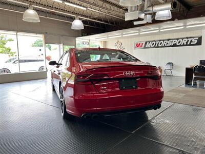 2017 Audi S8 plus 4.0T quattro   - Photo 6 - Grand Rapids, MI 49548