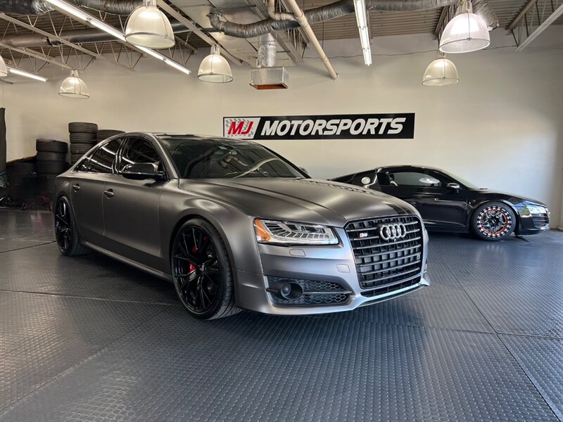 2016 Audi S8 plus 4.0T quattro - Photo 1 - Grand Rapids, MI 49548