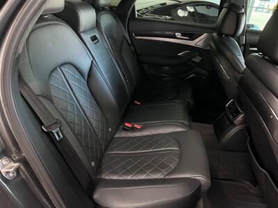2016 Audi S8 plus 4.0T quattro   - Photo 49 - Grand Rapids, MI 49548