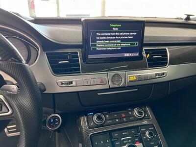 2016 Audi S8 plus 4.0T quattro   - Photo 30 - Grand Rapids, MI 49548