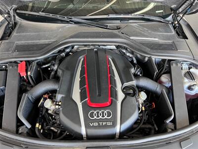 2016 Audi S8 plus 4.0T quattro   - Photo 17 - Grand Rapids, MI 49548