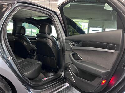 2016 Audi S8 plus 4.0T quattro   - Photo 47 - Grand Rapids, MI 49548