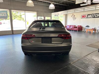 2016 Audi S8 plus 4.0T quattro   - Photo 8 - Grand Rapids, MI 49548