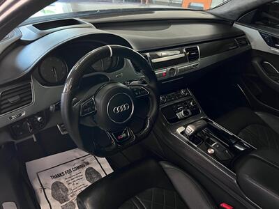 2016 Audi S8 plus 4.0T quattro   - Photo 23 - Grand Rapids, MI 49548