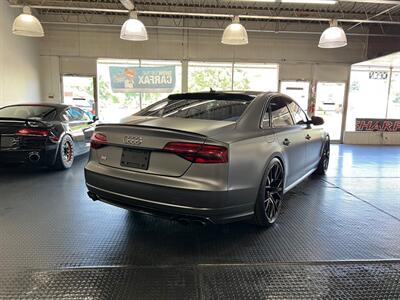 2016 Audi S8 plus 4.0T quattro   - Photo 9 - Grand Rapids, MI 49548