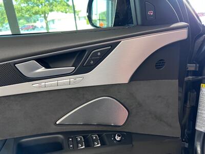 2016 Audi S8 plus 4.0T quattro   - Photo 41 - Grand Rapids, MI 49548