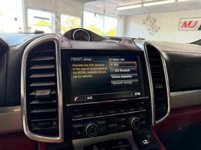 2016 Porsche Cayenne GTS   - Photo 29 - Grand Rapids, MI 49548