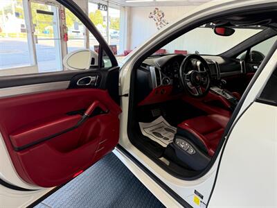 2016 Porsche Cayenne GTS   - Photo 16 - Grand Rapids, MI 49548