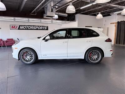 2016 Porsche Cayenne GTS   - Photo 6 - Grand Rapids, MI 49548