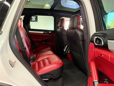 2016 Porsche Cayenne GTS   - Photo 43 - Grand Rapids, MI 49548