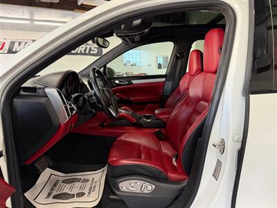 2016 Porsche Cayenne GTS   - Photo 19 - Grand Rapids, MI 49548