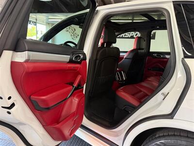 2016 Porsche Cayenne GTS   - Photo 46 - Grand Rapids, MI 49548