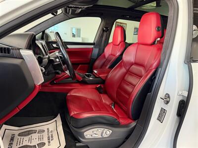2016 Porsche Cayenne GTS   - Photo 20 - Grand Rapids, MI 49548