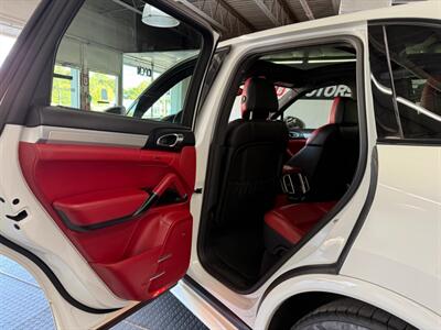2016 Porsche Cayenne GTS   - Photo 45 - Grand Rapids, MI 49548