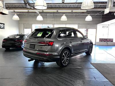 2020 Audi Q7 quattro Premium Plus 55 T   - Photo 12 - Grand Rapids, MI 49548
