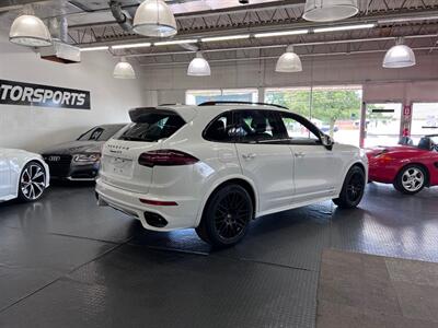 2016 Porsche Cayenne GTS   - Photo 20 - Grand Rapids, MI 49548